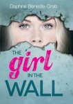 {Girl in the wall: Daphne Benedis-Grab}